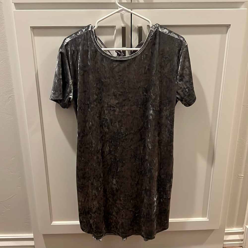 Z Supply grey velvet shift dress about S